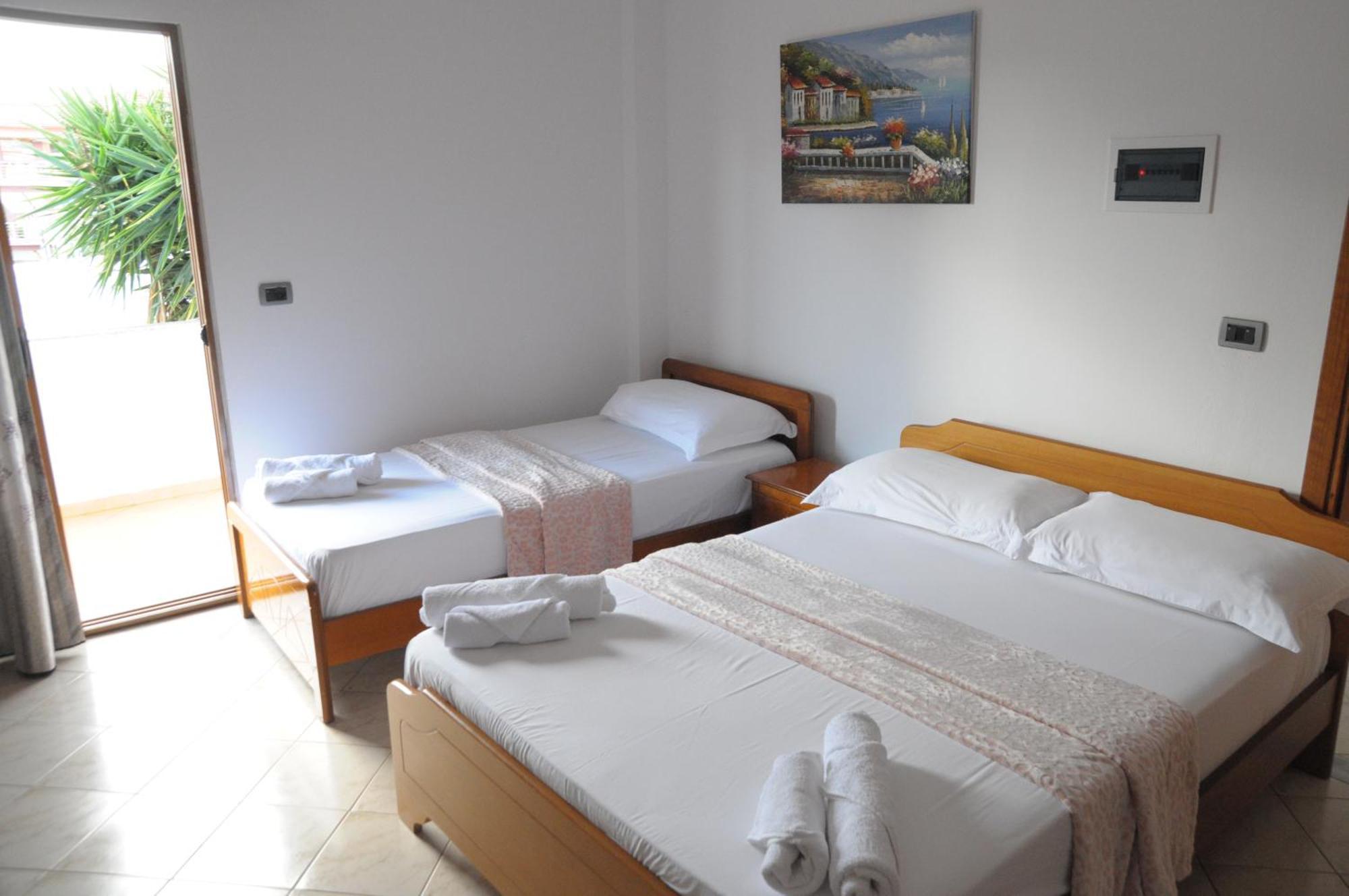 Hola Rooms Ksamil Kültér fotó