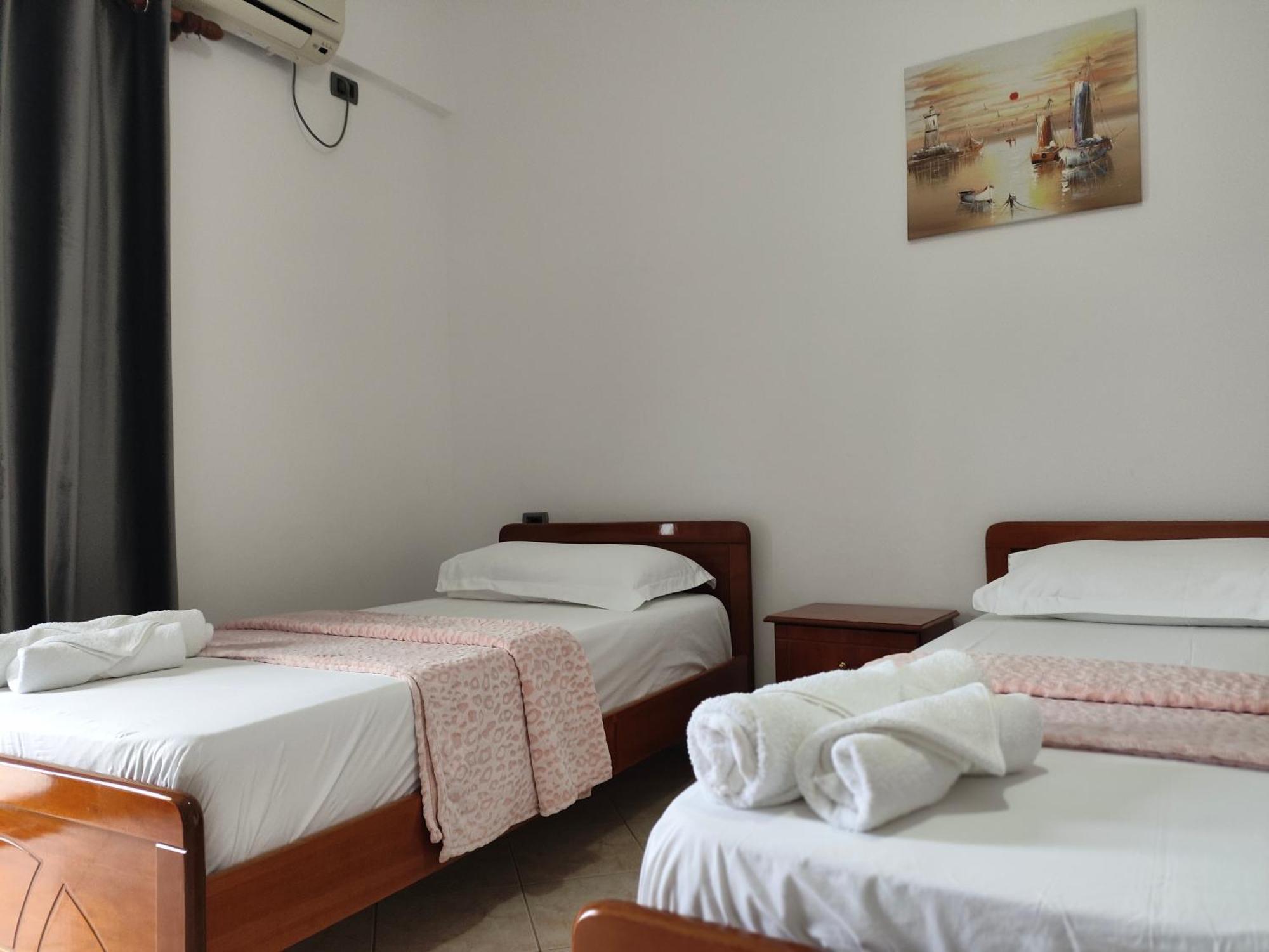 Hola Rooms Ksamil Kültér fotó