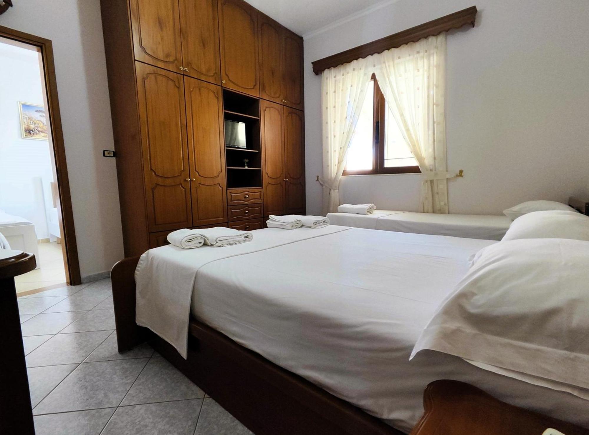 Hola Rooms Ksamil Kültér fotó