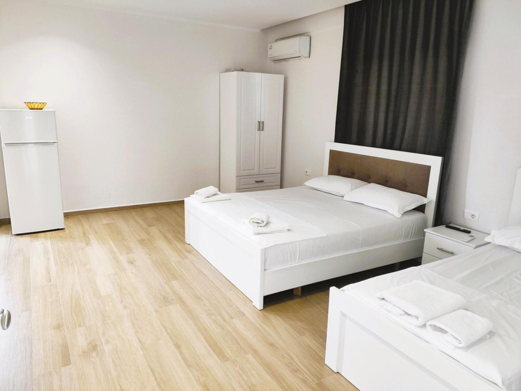 Hola Rooms Ksamil Kültér fotó