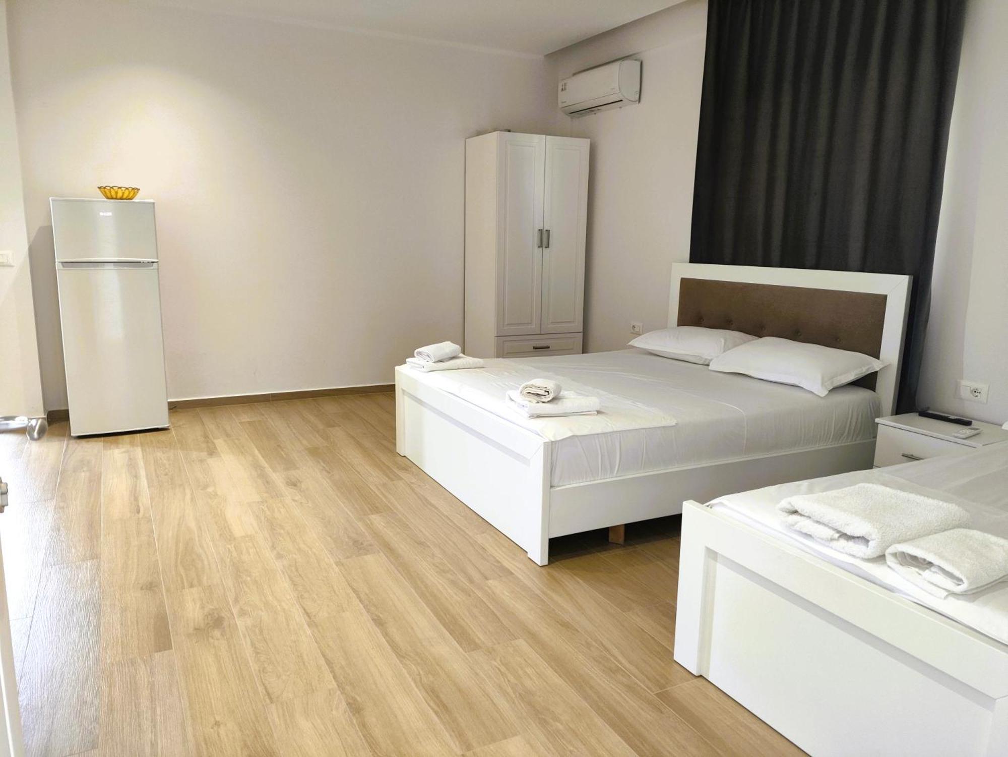 Hola Rooms Ksamil Kültér fotó