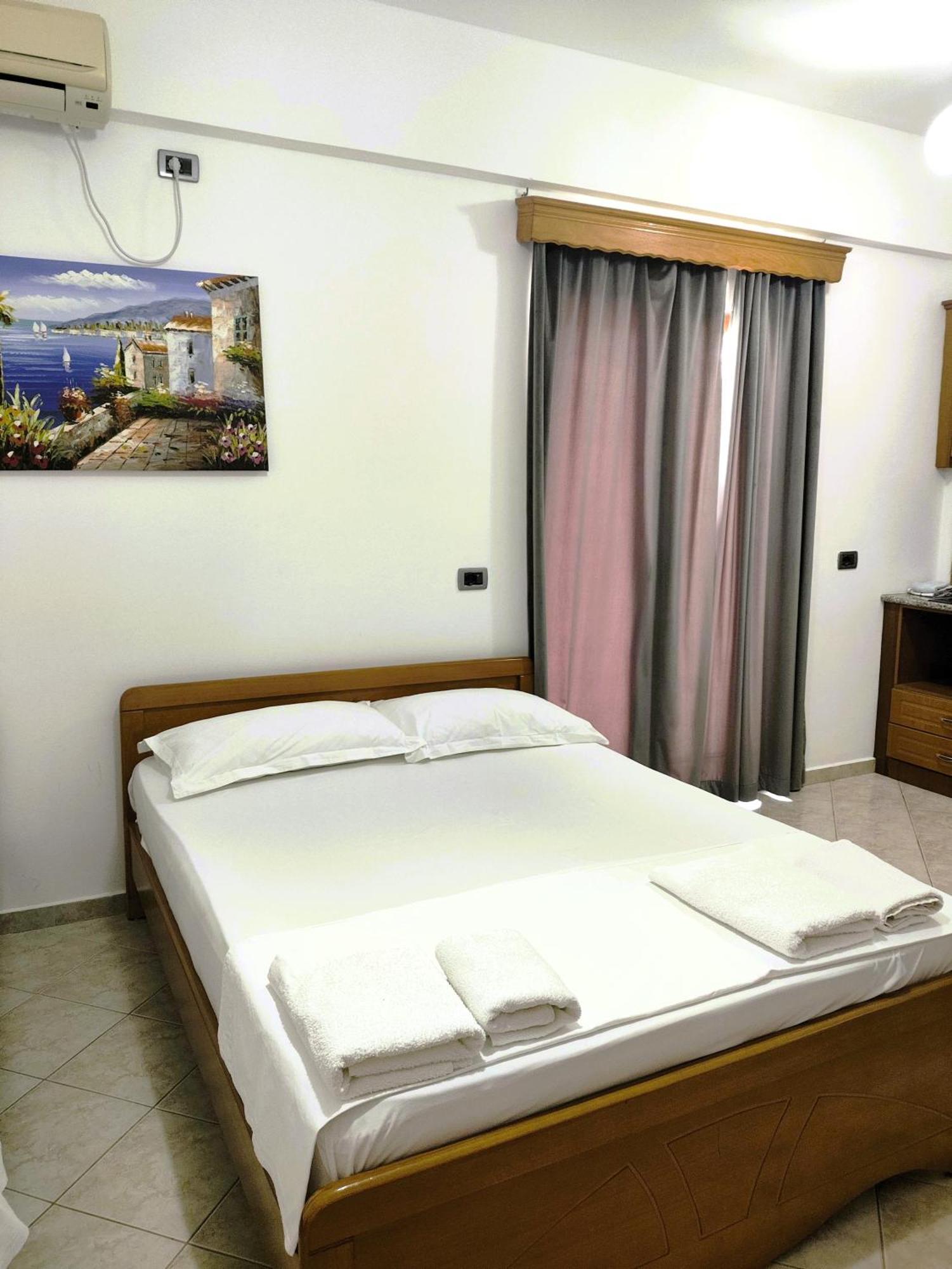 Hola Rooms Ksamil Kültér fotó